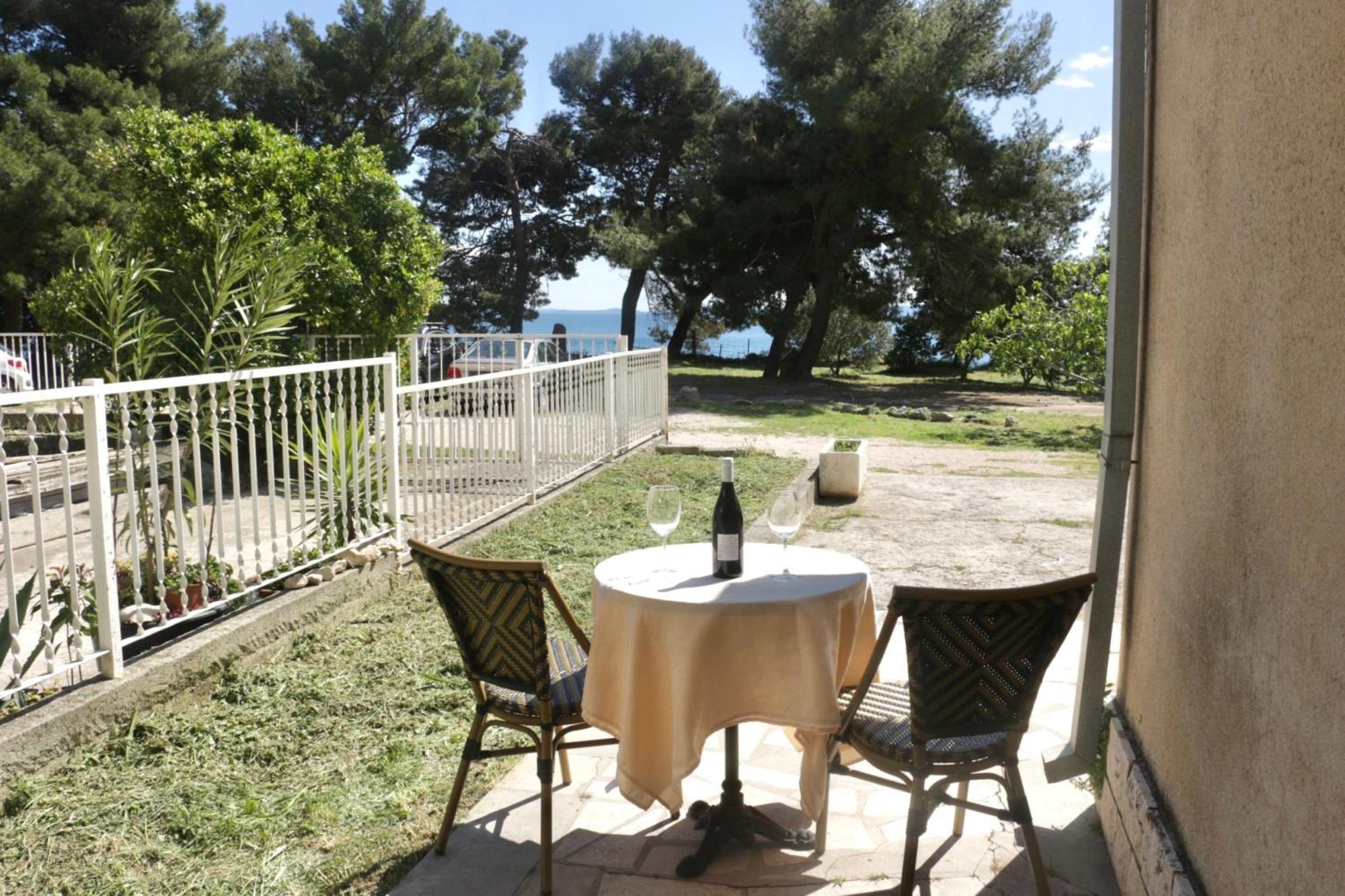 Beachfront Drazen, With Garden And Parking Apartament *