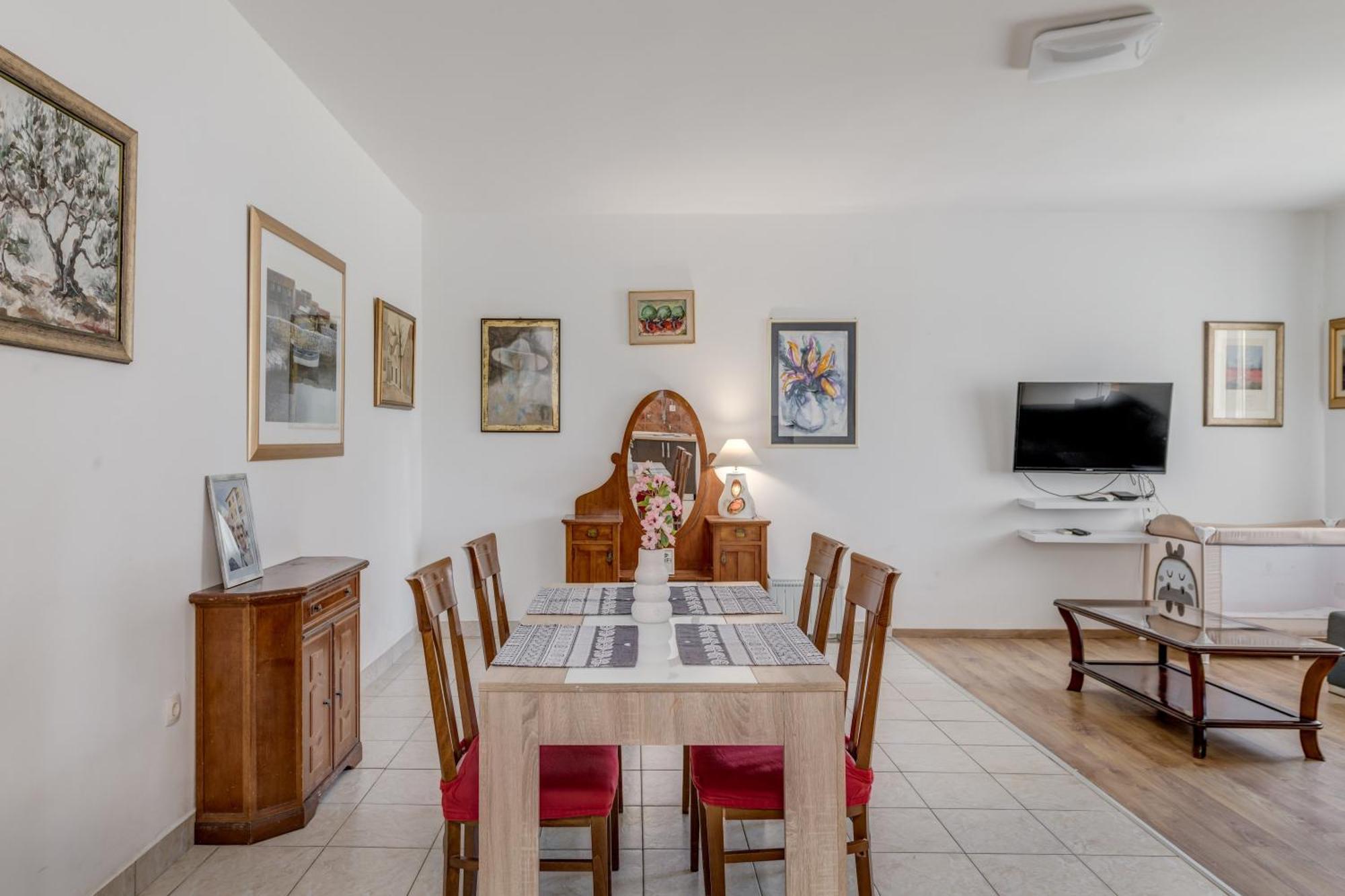 Beachfront Drazen, With Garden And Parking *