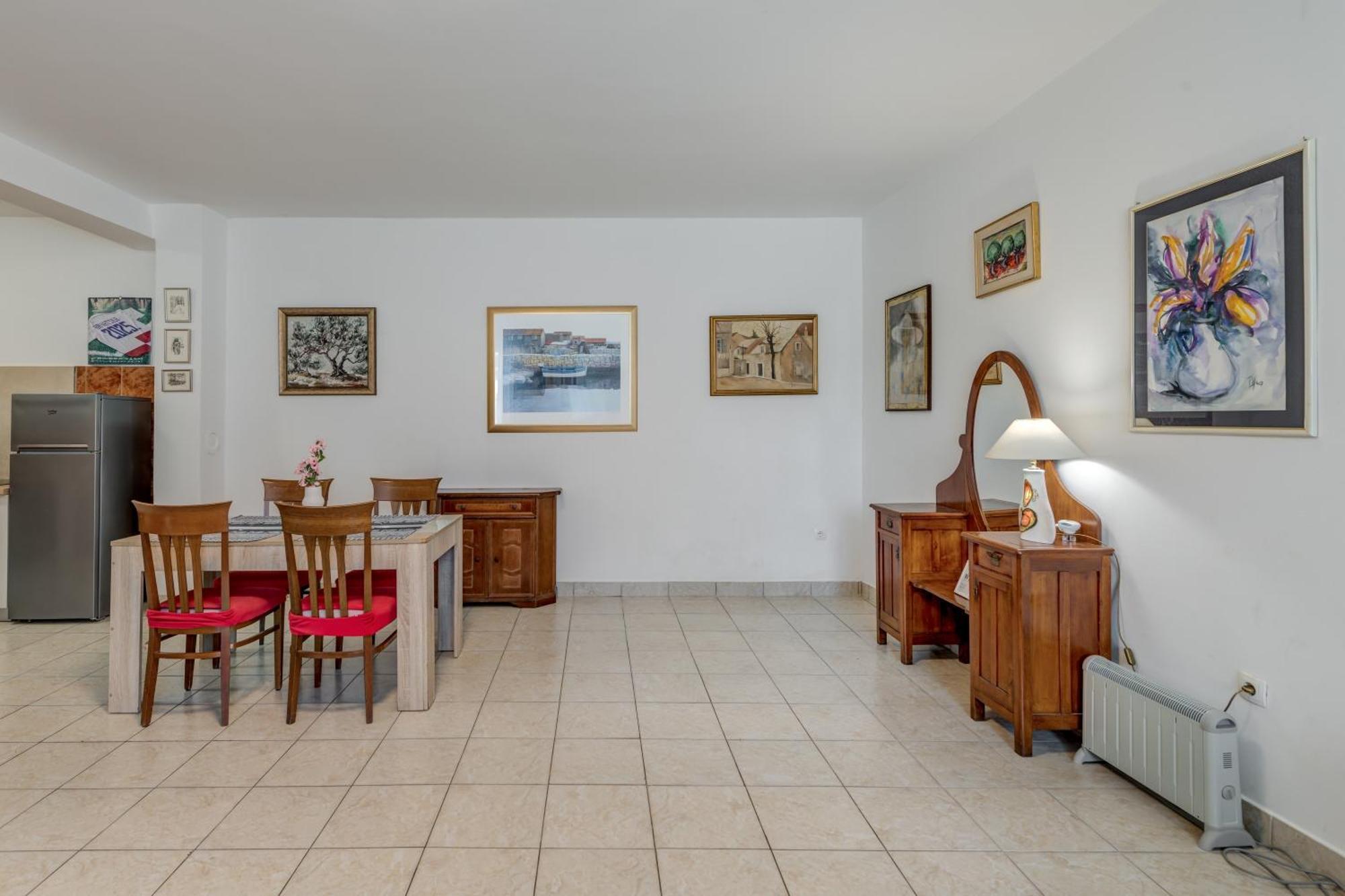 Beachfront Drazen, With Garden And Parking *
